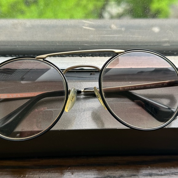 Prada shades - SPR51S - Picture 7 of 10